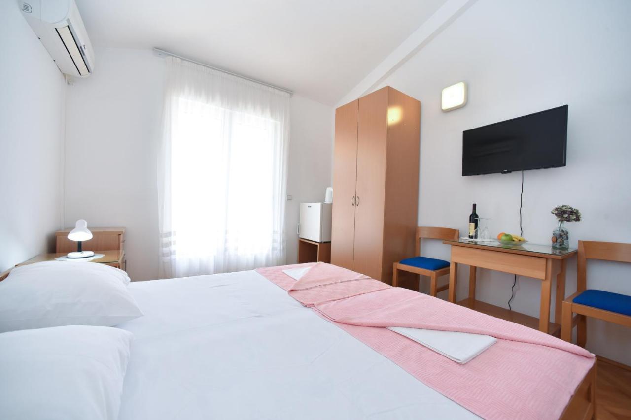 Apartmani Soljaga Petrovac エクステリア 写真