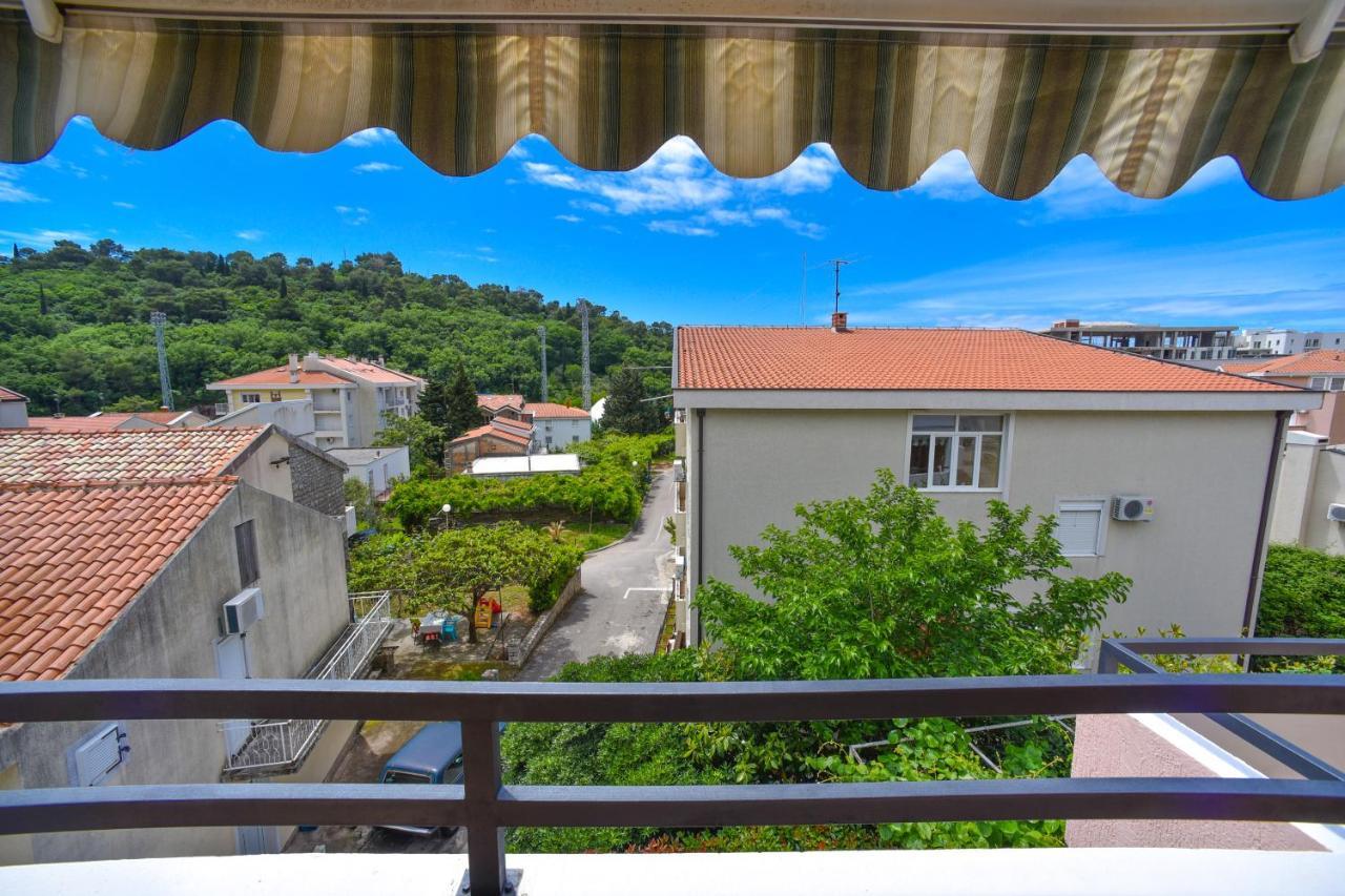 Apartmani Soljaga Petrovac エクステリア 写真