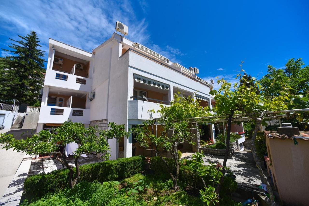 Apartmani Soljaga Petrovac エクステリア 写真