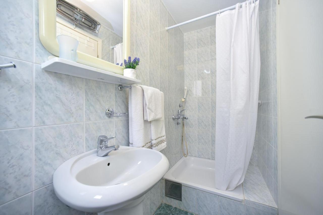 Apartmani Soljaga Petrovac エクステリア 写真