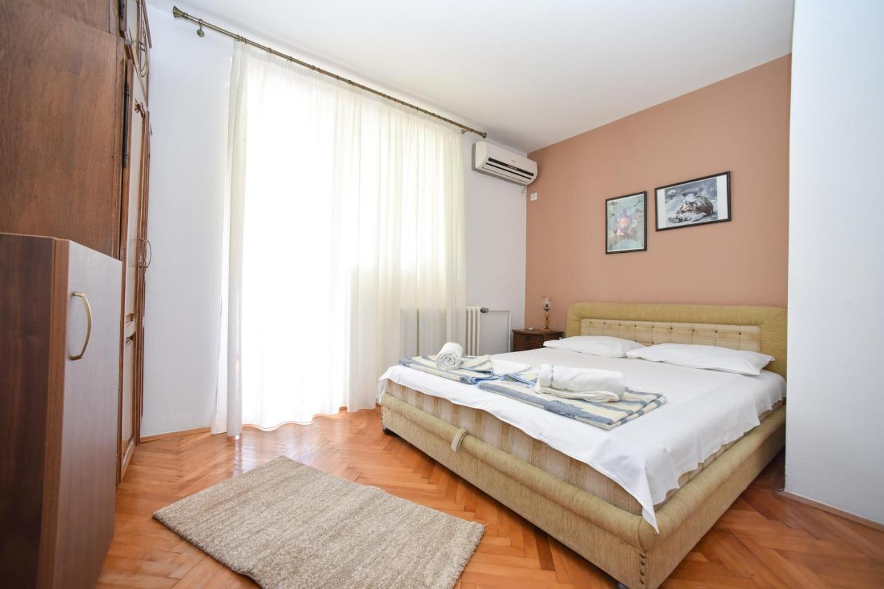 Apartmani Soljaga Petrovac エクステリア 写真