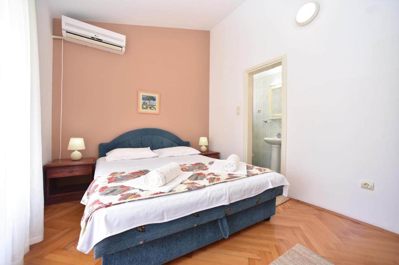 Apartmani Soljaga Petrovac エクステリア 写真