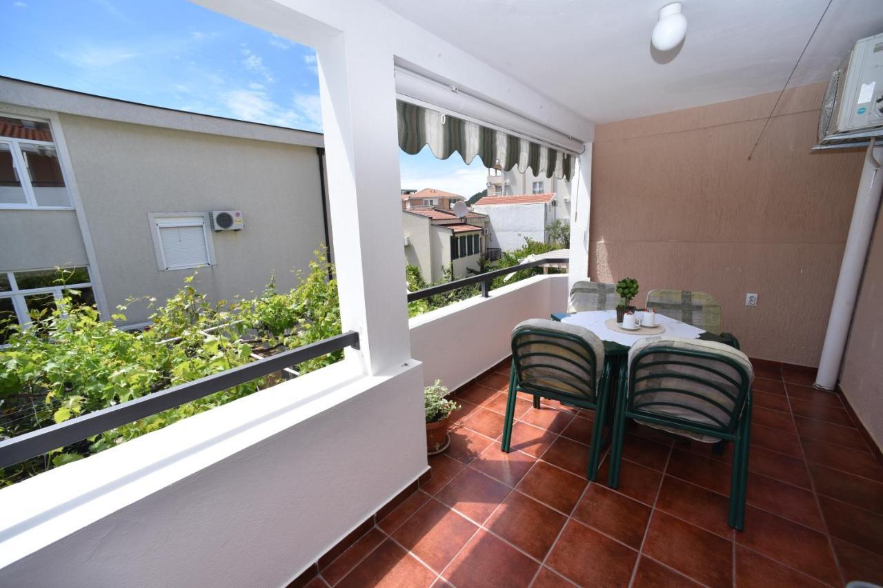 Apartmani Soljaga Petrovac エクステリア 写真