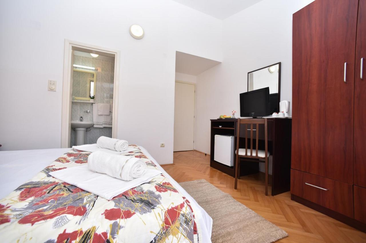 Apartmani Soljaga Petrovac エクステリア 写真