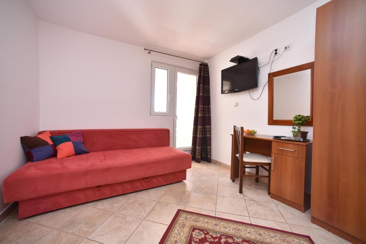 Apartmani Soljaga Petrovac エクステリア 写真