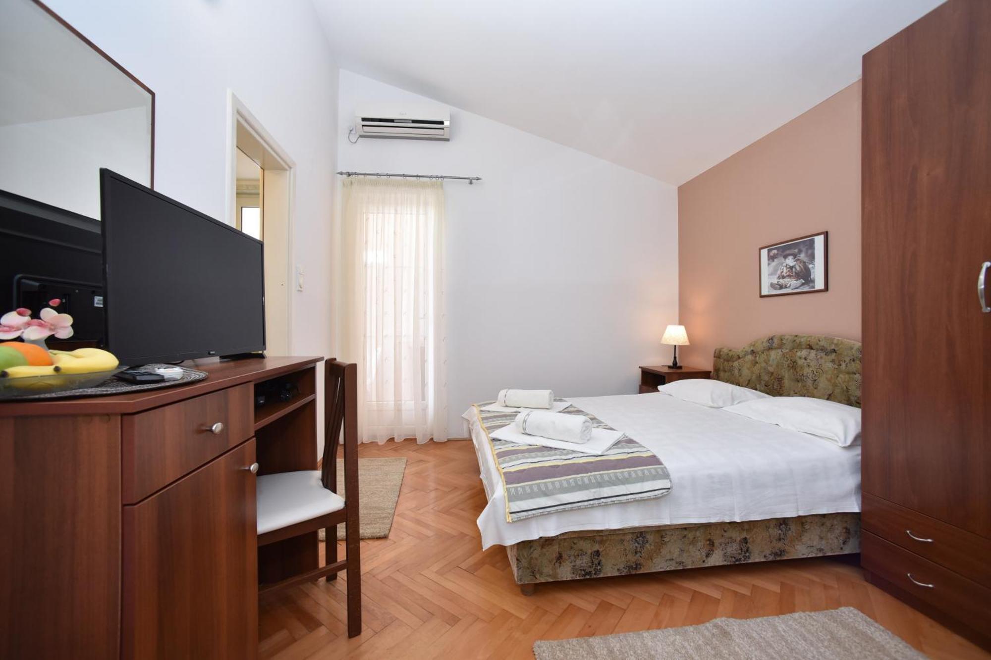 Apartmani Soljaga Petrovac エクステリア 写真