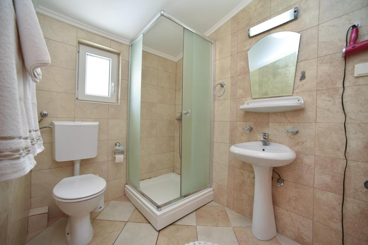 Apartmani Soljaga Petrovac エクステリア 写真