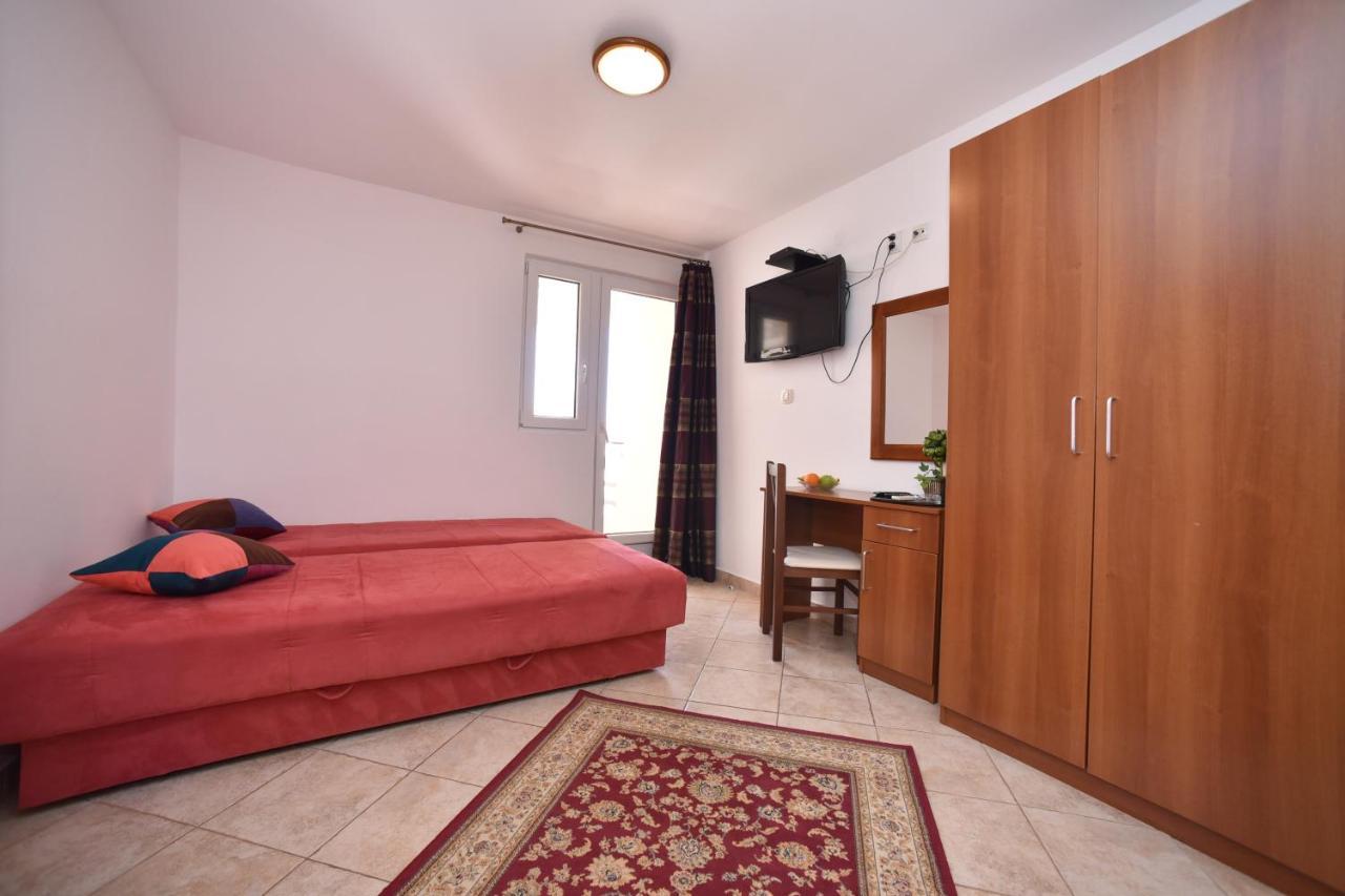 Apartmani Soljaga Petrovac エクステリア 写真