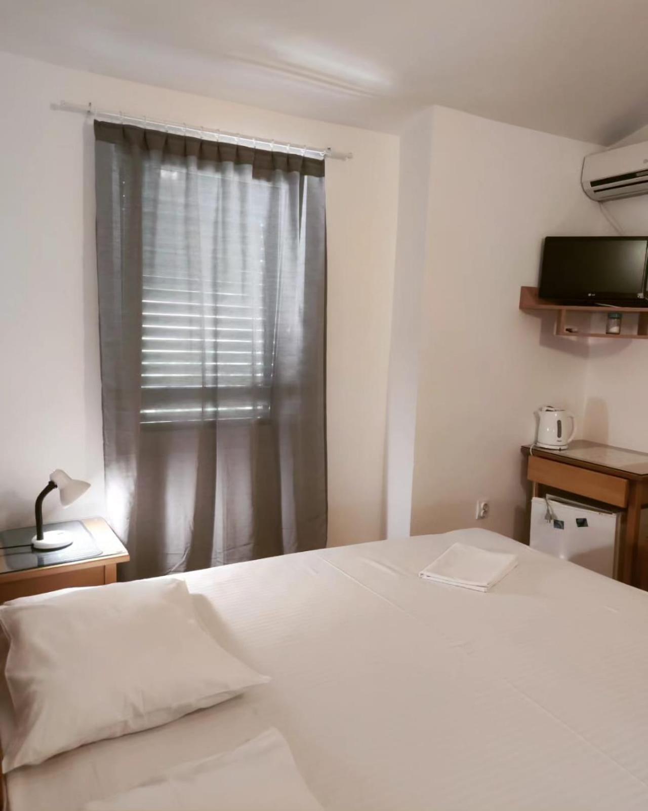 Apartmani Soljaga Petrovac エクステリア 写真